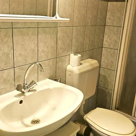 27 Apartament